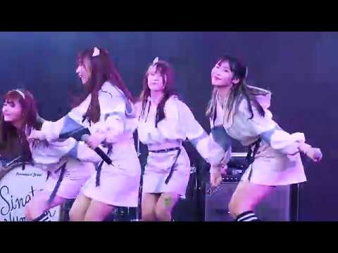 BNK48 - ฤดูใหม่【Aom BNK48 Fancam】「Cancel Cancer 2019 Event」03.03.19