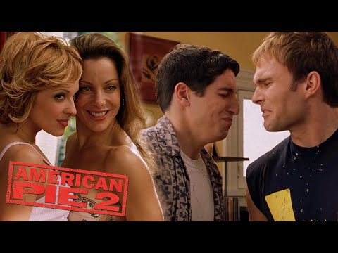 Stifler and Jim Kiss | American Pie 2