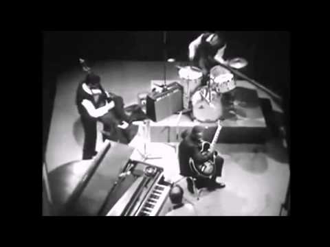 Han Bennink - Drum Solo