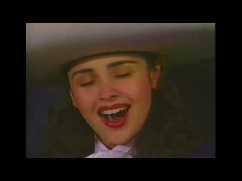 Karina Moreno - Mariachi En El Cielo (Video Oficial)