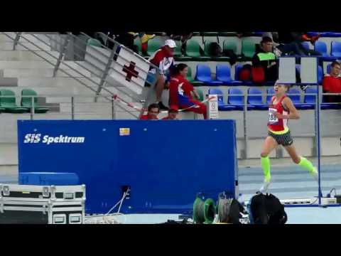 Horváth Karolina győztes célba érkezése — 9:55.79 PB - lassítva