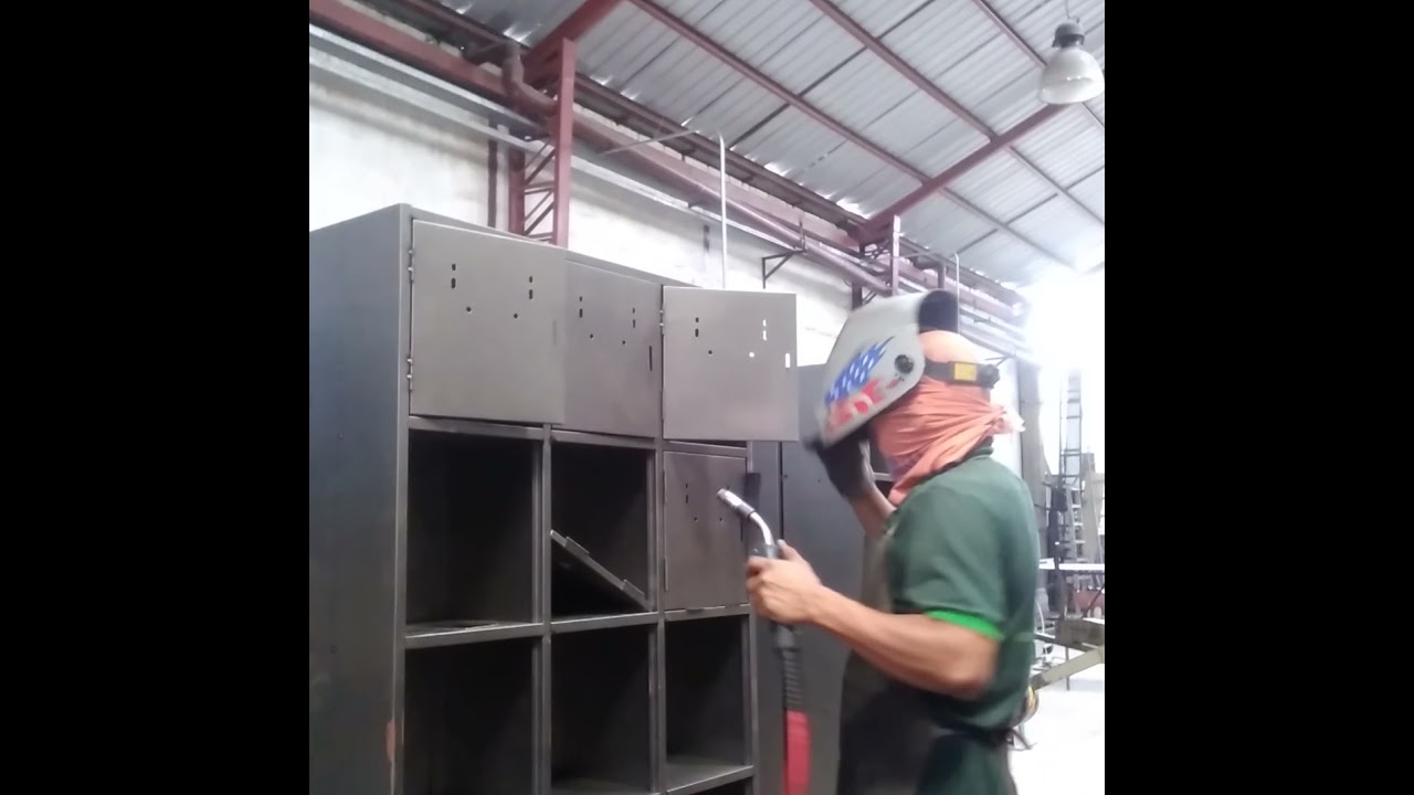 Watch FABRICACIÓN DE CASILLEROS DE 20 PUERTAS Now FABRICACIÓN DE CASILLEROS DE 20 PUERTAS