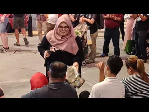 Goyang Dumang.... Ema