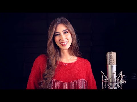 The Christmas Song - Karen Carpenter Cover (Lifein3D)