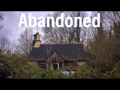 Exploring an Abandoned Bramble Cottage  FULLY STOCKED