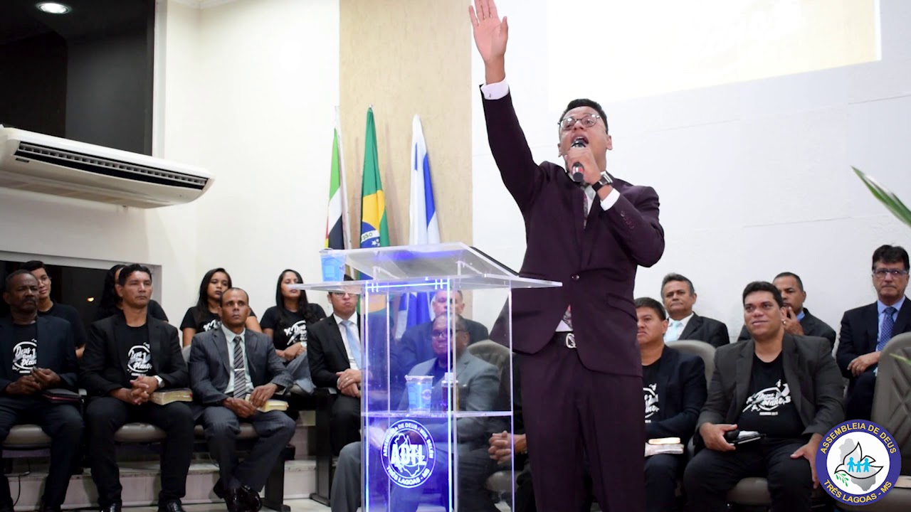 Pr. Johnny Vieira - Deus tem um plano