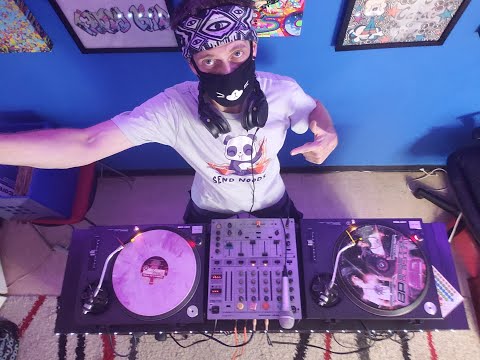 Happy Hardcore / UK Hardcore vinyl set. Mixed live by Candy Kid