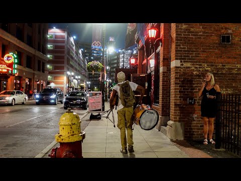 [4K] Walking Detroit at night. What a vibe.