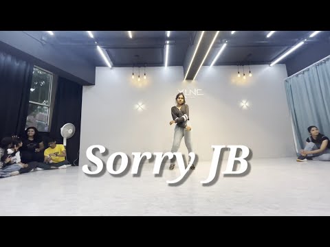 VAISHNAVI MANDHALKAR Dance Video