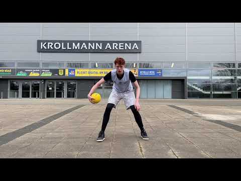 Der Ball rollt - part II