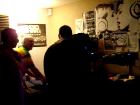 3 lions sound system audioshak radio boxing day special