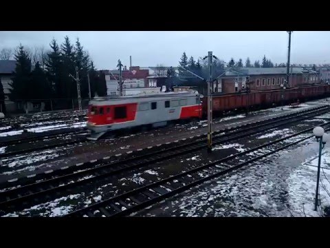 Morning goose horns with 060-DA diesel locomotive @Pascani with freight 4 Falticeni [January, 2016]