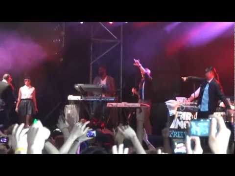 Far East Movement & Natalia Kills - Barbra Streisand, Like a G6 (Live HD, Wireless Festival 2011)