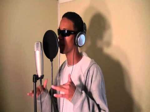 Ltreble Raps Fast In A Recording Session