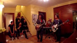 Long Away - Queen Obsession (acoustic cover)