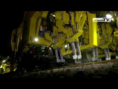Italy: hi-tech track recording on a compact tamping machine