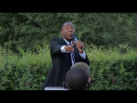 2021-0809 Le dévoilement de Sa Présence sur la montagne de Vélotte | Fr. Anudu [FR-EN]