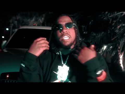 Lil P - Warm Up (Official Music Video)