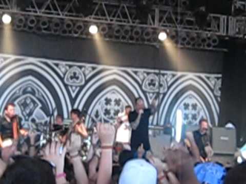 Dropkick Murphy's - I'm Shipping up to Boston (Live)