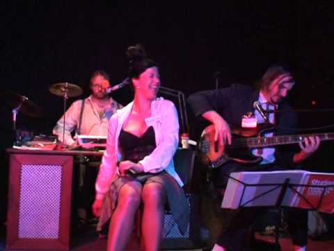 Conny Kreitmeier & Stimmungsbüro Kreitmeier live:  "Schlager Medley"