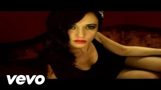 AAA Cercasi (Carmen Consoli vs. Restylers)