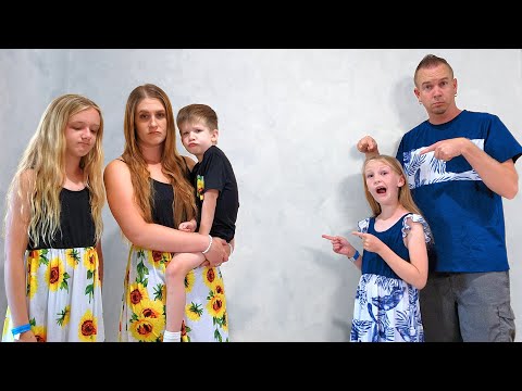 Dad Ruins Family Pictures!!