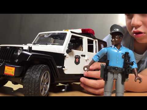 BRUDER POLICE Jeep Wrangler Review by Jack(3) 🚔 Bruder Toys best for CHILDREN!