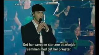Gavin DeGraw performing in Danish Christmas show - part 2