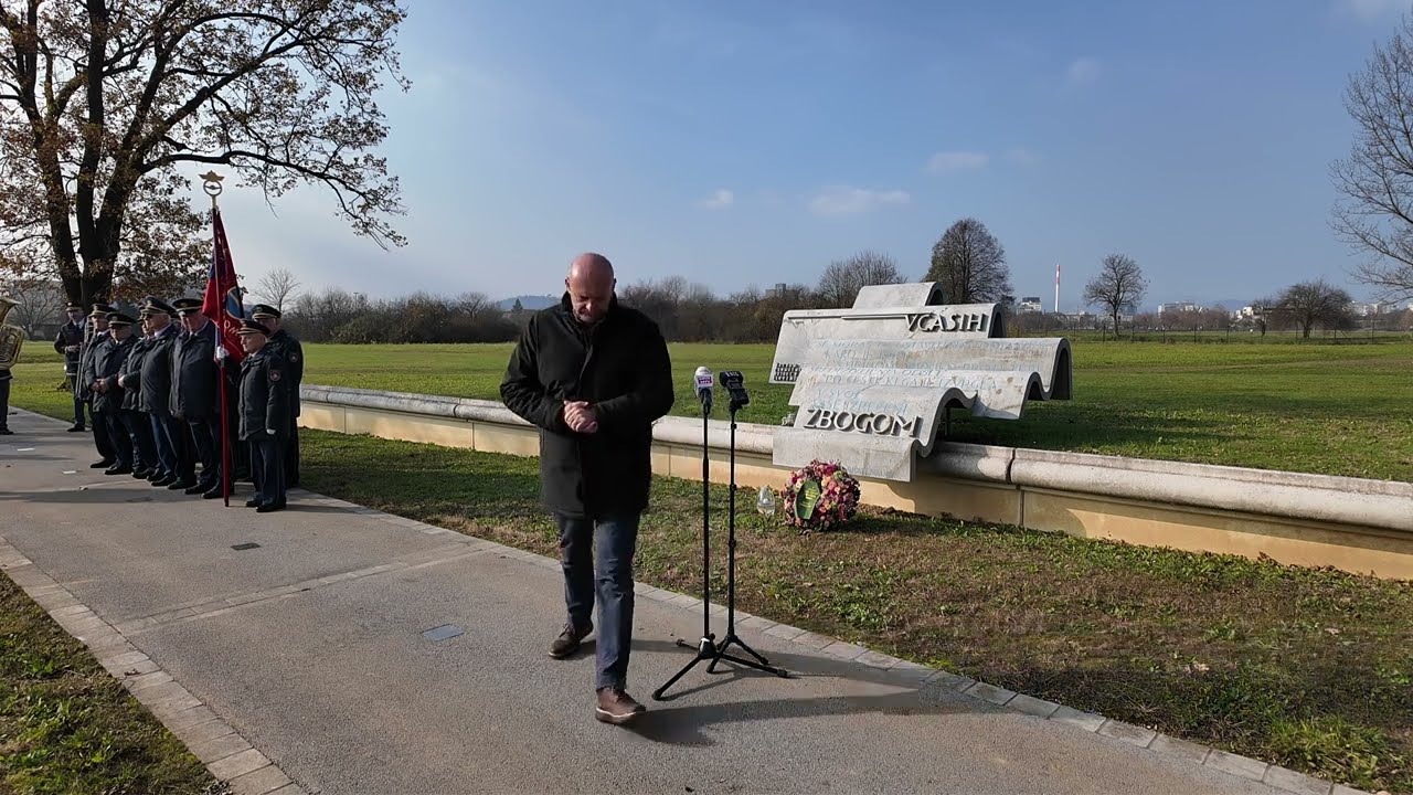 ob-svetovnem-dnevu-spomina-na-zrtve-prometnih-nesrec-poklon-pri-osrednjem-spomeniku-na-zalah
