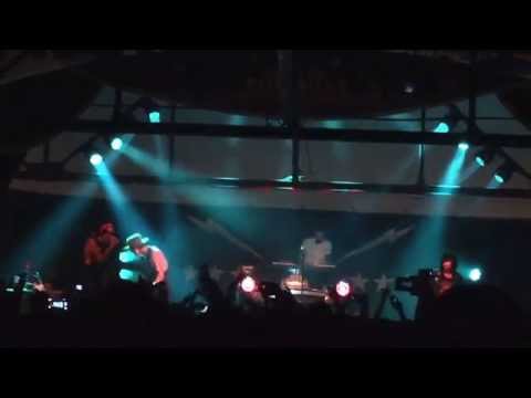 Yelawolf & Fefe Dobson performing "Animal" live at Cain's Ballroom in Tulsa, OK 10.28.14