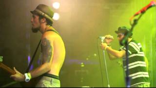 06/03/11 | Nação Zumbi em "Blunt of Judah", encerrando o domingo de Carnaval do Recife