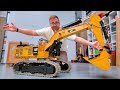 Unboxing A Giant 6500 RC Excavator