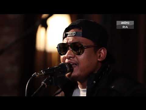 Projector Band - Sambutlah Kasih (Cover) @ Unplugged Ria