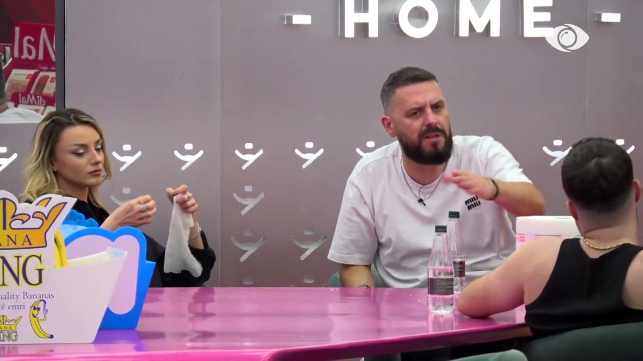 Në këtë shtëpi duhet të përshtatesh/ Ina i drejtohet Juelës