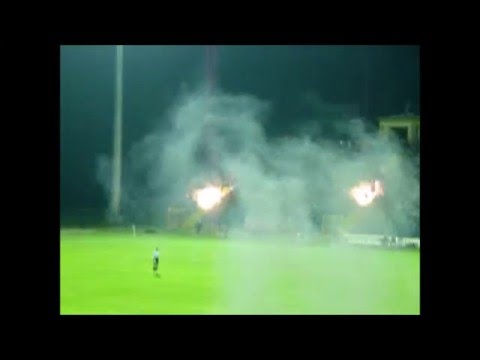 3D-Historia: Wisła Kraków -  Ruch Chorzów (kibice). 2002-08-09