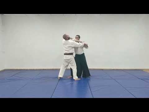 Aikido Basic Techniques: Tsuki Yonkyo