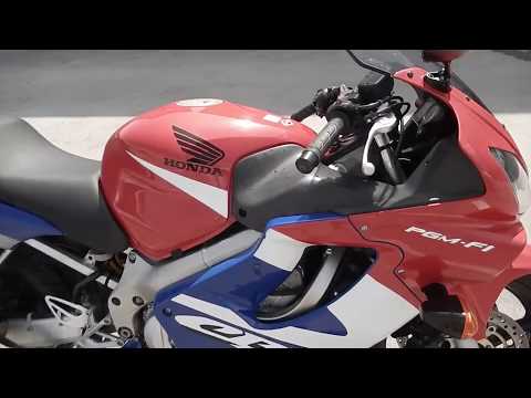 Превью видео о Продажа мотоцикл Honda Honda 2001 года в Павлово.
