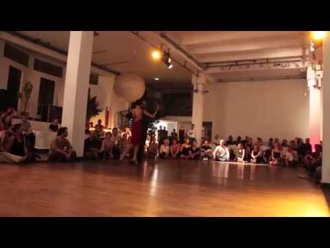 Maria Filali y John Zabala (Tango, La vi llegar - Osvaldo Pugliese) Paris