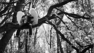 Rowwen Hèze &amp; The Opposites - De neus omhoog (2011)