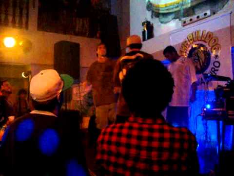 Batalha de MC'S: Mc Allan Versus Mc Mineiro - FESTA MAKTUB RAP