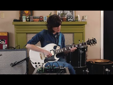 Pyramids Stereo Flanging Device - Betsy Wright (Ex Hex) | EarthQuaker Devices