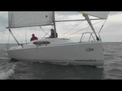 Fareast26 Sailing Video