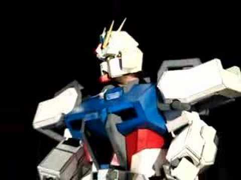Impressive Gundam Costume