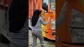 Download lagu Story wa ledis truk || story wa truk oleng 30 detik #short #storywatruk30detik mp3