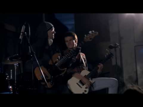 Hundinui - Ei näe, ei kuule