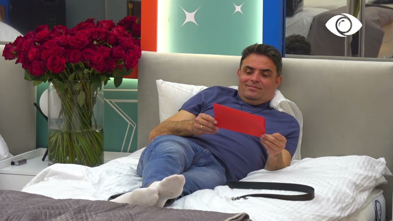 Armaldo lexon letrën e shkruar nga bashkëshortja për Shën Valentin