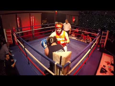 Ultra White Collar Boxing | Southampton | AMBROSE CARR Vs CALLUM BELLOWS