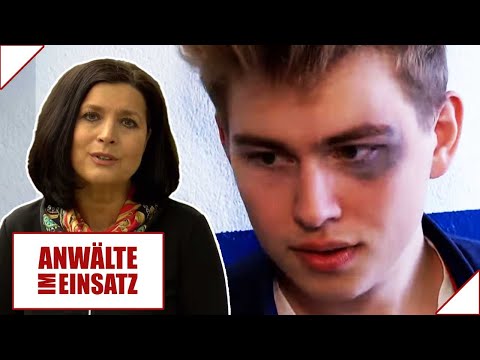 Woher kommen Marcs BLAUE FLECKEN ?! 😢  Schlimmer Mobbing-Fall | 1/2 | Anwälte im Einsatz | SAT.1