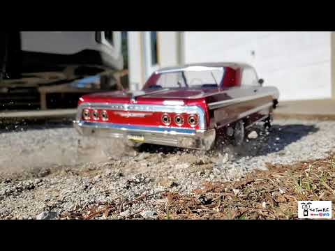 Redcat SixtyFour Impala Hopping Lowrider