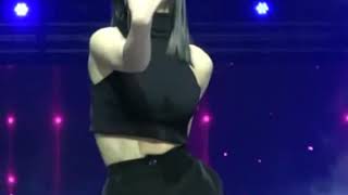 Download lagu MOMO (모모)  'Move' Twice Special Stage -  MUSIC BANK IN HONGKONG [fancam-mix] mp3